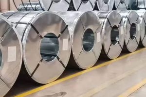 ورق استیل 304 و 316 کنار هم برای مقایسه ویژگی‌ها